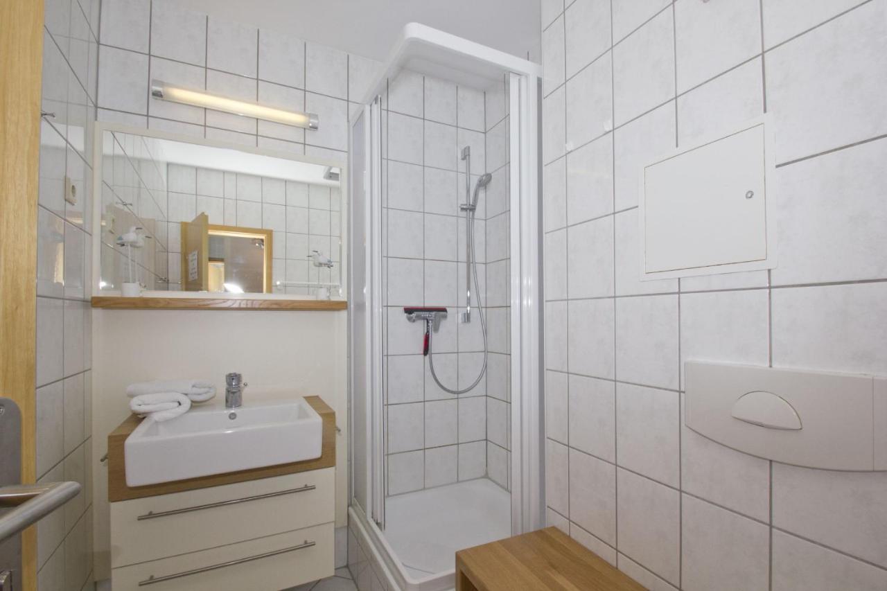 Fewo Mit Meerblick, Gratis Nutzung Vom Ahoi Erlebnisbad Und Sauna In Sellin - Haus Blick Zur See Fewo 06 Goehren  Eksteriør bilde